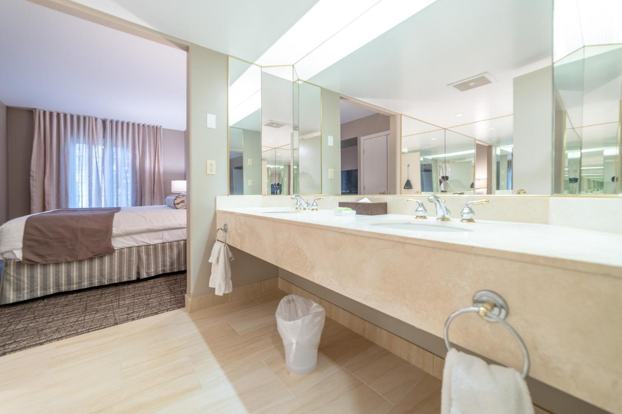Horseshoe Valley Suites - The Azure Shanty Bay Dış mekan fotoğraf